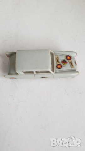 Модел автомобил KDN Ford Anglia de Luxe 1:43, снимка 2 - Колекции - 44262349
