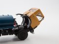 МАЗ 5337 АЦ-9 цистерна - мащаб 1:43 на Авто История моделът е нов в кутия, снимка 8