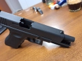 GLOCK 17 Gen4 UMAREX-чисто нов, снимка 9