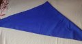 Триъгълен шал в кралско синьо, снимка 1 - Шалове - 42328129