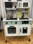 Продавам дървена детска кухня, снимка 1