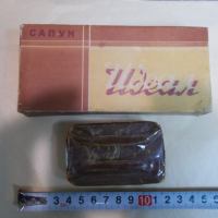 Стар интересен сапун ИДЕАЛ с кутия - Ранен социализъм, снимка 2 - Антикварни и старинни предмети - 36296277