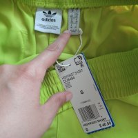 Adidas нови, оригинални, къси, спортни панталони Адидас в жълто-зелен неонов цвят, снимка 9 - Къси панталони и бермуди - 41331667