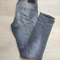 Мъжки дънки Jack&Jones размер 31, снимка 1 - Дънки - 41645272