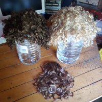 Дамски перуки, снимка 1 - Аксесоари за коса - 41515808