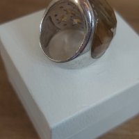 Продавам Кехлибарен пръстен внос от Дубай , снимка 6 - Пръстени - 38757681