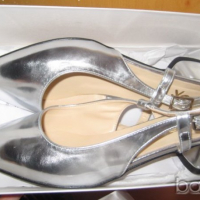 Обувки марка BENETTON нови 37 размер, снимка 1 - Дамски ежедневни обувки - 15037230
