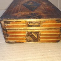 Стара дървена апликирана със сламки кутия, снимка 3 - Антикварни и старинни предмети - 38628483