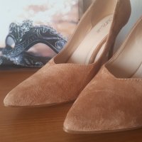 Paolo Botticelli чисто нови, 40 номер, снимка 2 - Дамски обувки на ток - 35873043