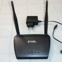 WiFi Рутер ZyXEL - 300 Mbps, снимка 2 - Рутери - 44618239