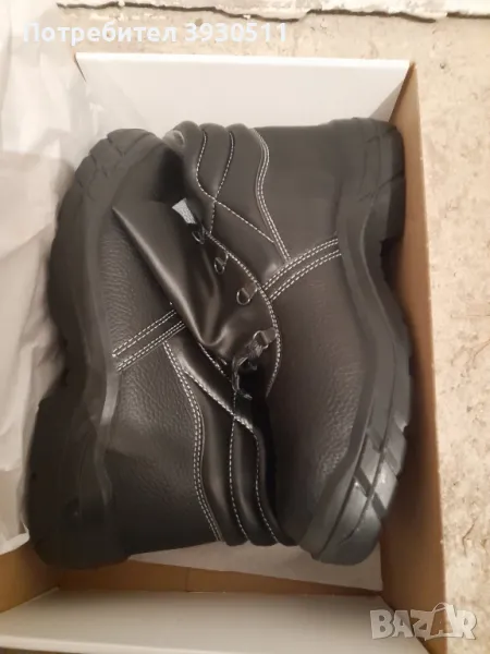 работни обувки 46, снимка 1