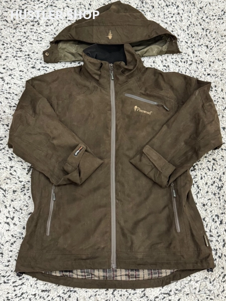 Ловно яке PINEWOOD.Размер М, снимка 1