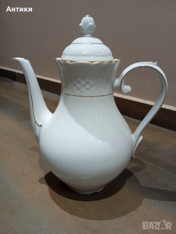 Порцеланов чайник кана маркиран, снимка 1