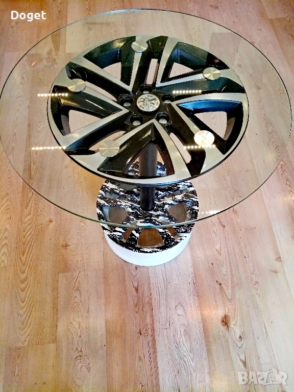 Елегантна стъклена маса, снимка 1