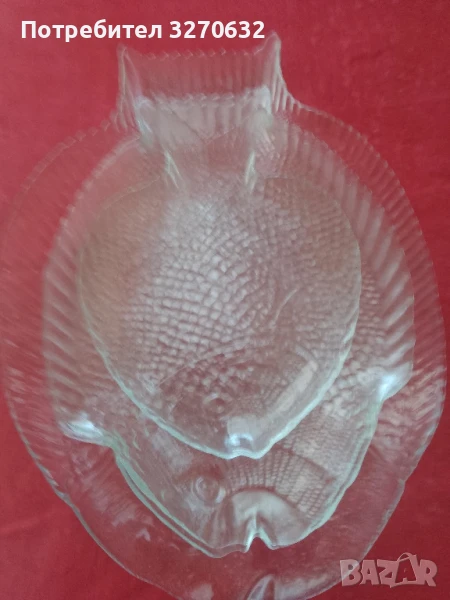 Комплект стъклени подноси/плата/ във формата на риби. Състои се от четири части, снимка 1