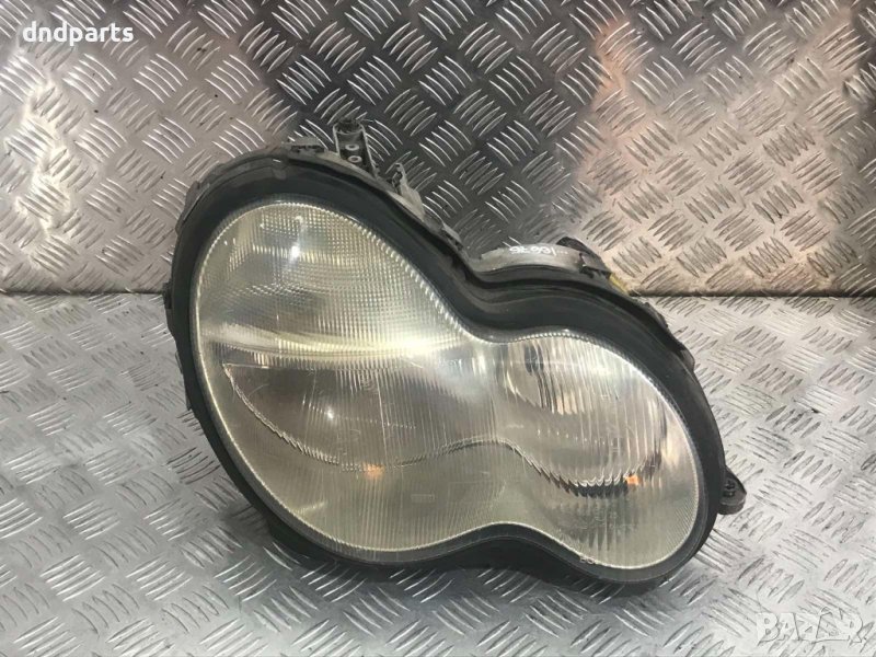 Десен фар Mercedes C-Class,W203,2002г., снимка 1
