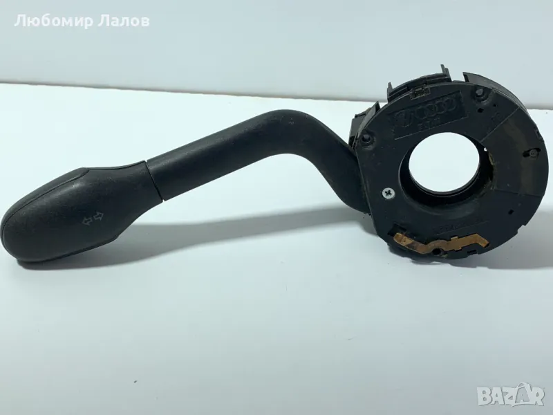 Лостче за мигачи Голф 3 Пасат 3 Golf 3 Passat 3 PA66-GF30, снимка 1