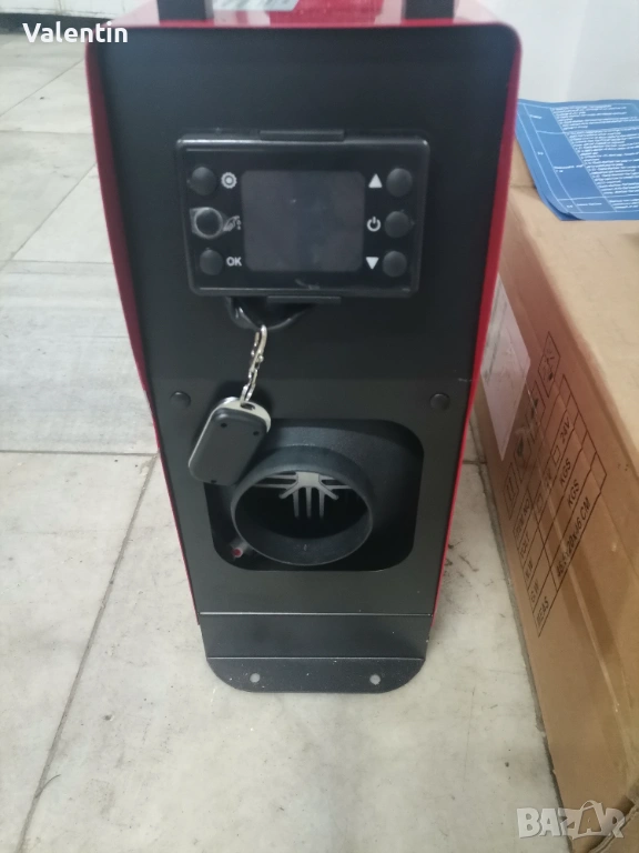 Продавам суха дизелова печка на 12v., снимка 1