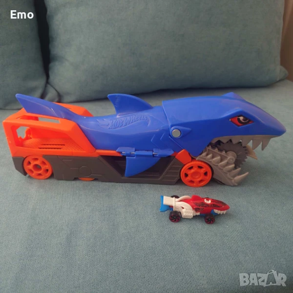 Автовоз акула Hot Wheels, снимка 1