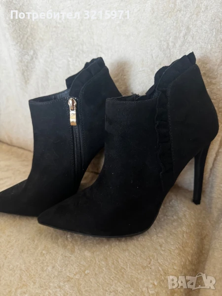Черни Боти на ток, снимка 1