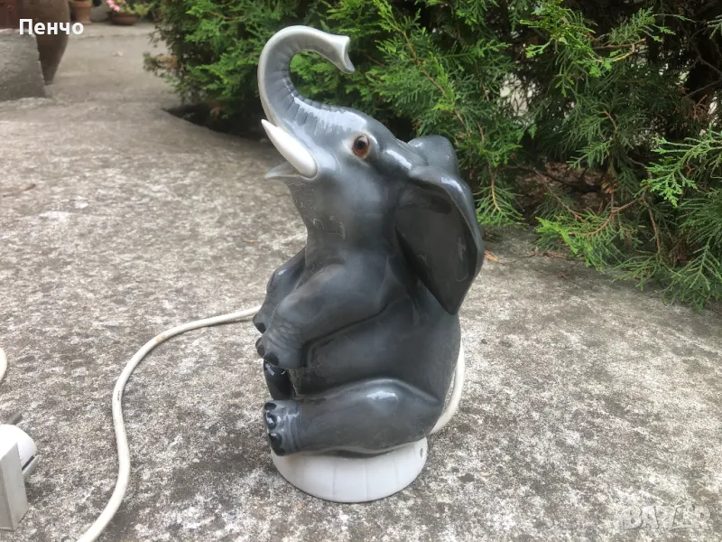 стара нощна порцеланова лампа СЛОН , снимка 1