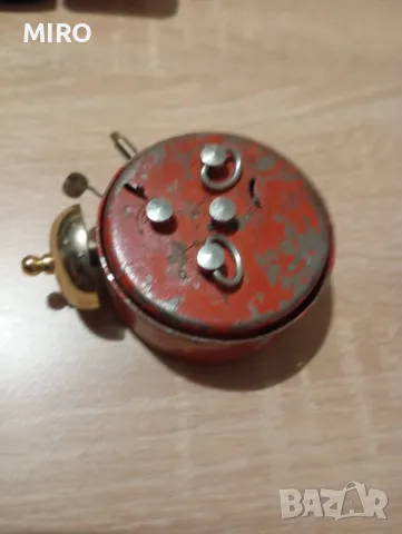 Будилник Слава, снимка 4 - Антикварни и старинни предмети - 48091228