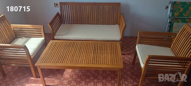 Градински мебели
