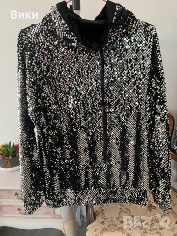 Дамска блуза с паети на размер М, снимка 7 - Блузи с дълъг ръкав и пуловери - 44430958