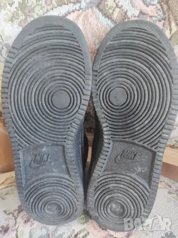 Оригинални Nike Court Borough Mid, снимка 5 - Детски маратонки - 49754766