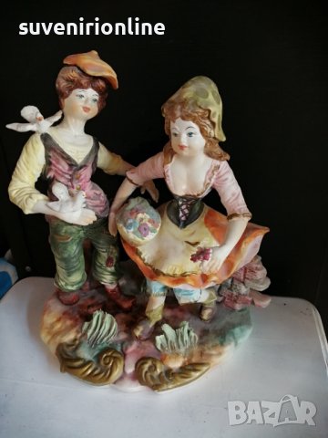 Стара керамична статуетка ръчнорисувана