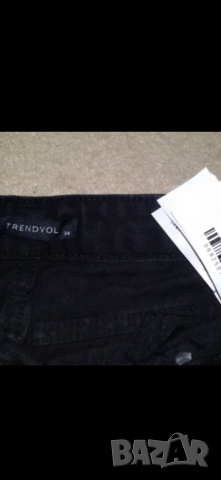 2 бр нови дамски дънки-сини и черни, снимка 2 - Дънки - 39040376