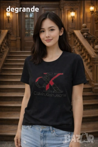 Дамска тенискa Calvin Klein , снимка 2 - Тениски - 53639588