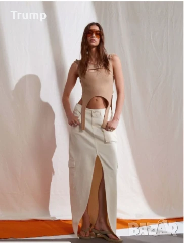 Красива дънкова дълга пола с карго джоб, цвят мръсно бял