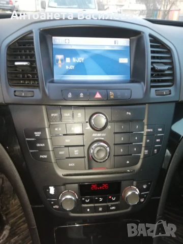 Opel Insignia 2.0 дизел , снимка 10 - Автомобили и джипове - 51392534