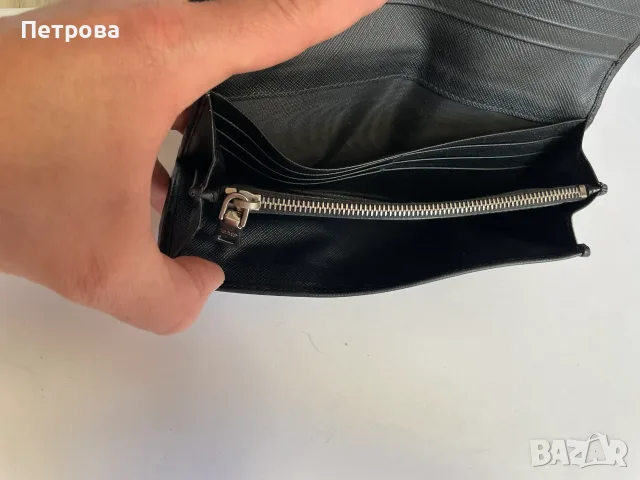 Портфейл Prada от кожа Оригинал, снимка 11 - Портфейли, портмонета - 56103303