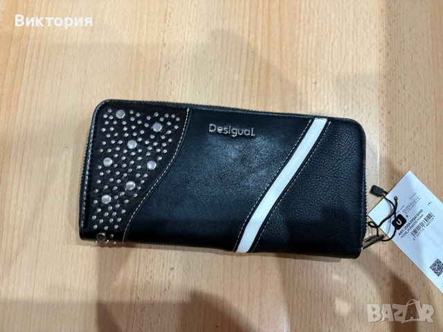 Нови портмонета дамски mohito  I desigual, снимка 3 - Портфейли, портмонета - 53071621