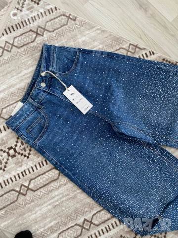 Дамски дънки с камъни, снимка 2 - Дънки - 53664399