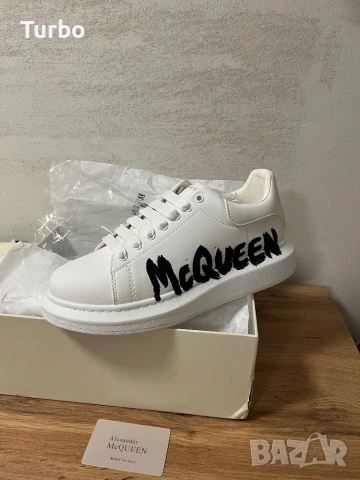Alexander McQueen - 45