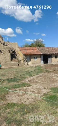 Къща с двор в село Новачене, обл. Плевен, снимка 2 - Къщи - 53786282