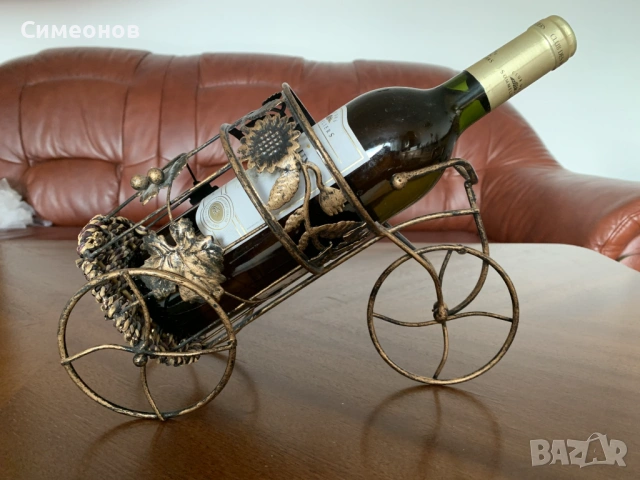Метална поставка за вино – колело