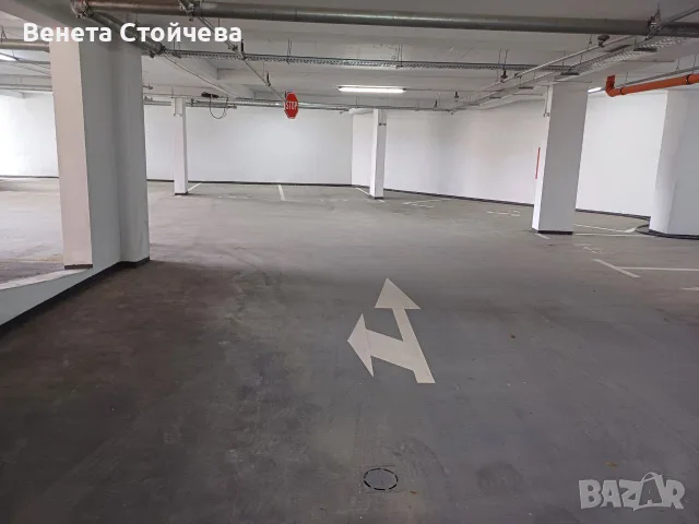Подземно паркомясто поднаем кв.Бриз, снимка 2 - Гаражи и паркоместа - 55898311