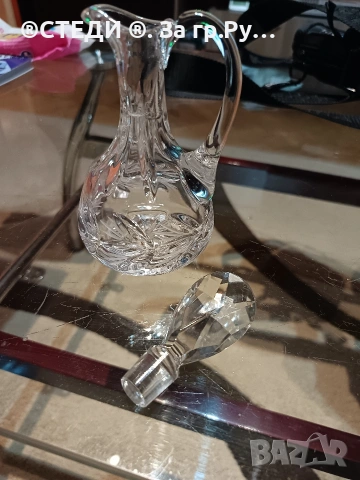 Винтидж кристална бутилка