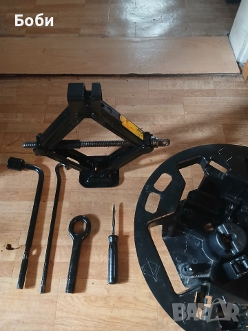 Органайзер с инструменти хюндай кия оем нов, снимка 14 - Аксесоари и консумативи - 52719880