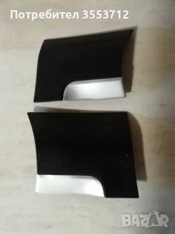 Конзоли предени десен и ляв калник Porsche Cayenne , снимка 1