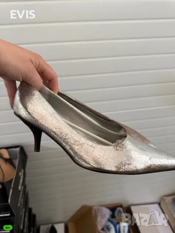 Официални обувки, снимка 2 - Дамски обувки на ток - 49944885