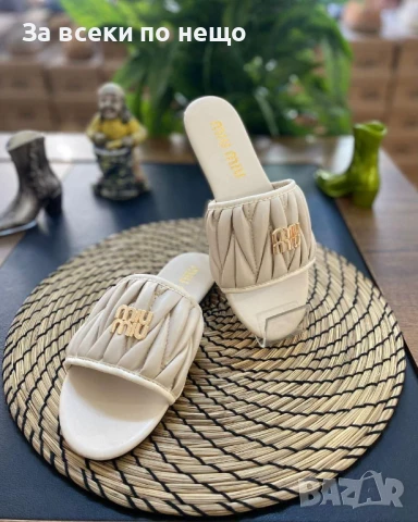 Miu Miu Дамски Чехли Миу Миу - Налични Различни Цветове Код E607, снимка 2 - Чехли - 50957644