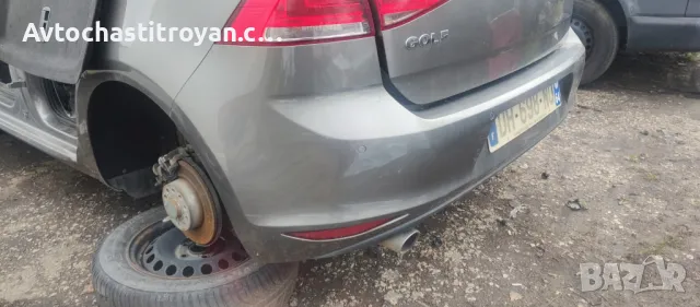Задна броня VW golf 7, снимка 2 - Части - 49767387