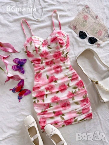 Рокля с цветя рози и презрамки мрежеста нежна и романтична размер М