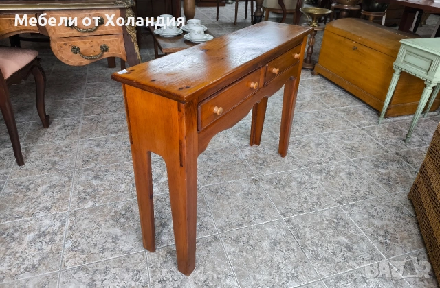 Белгийска конзолна масичка