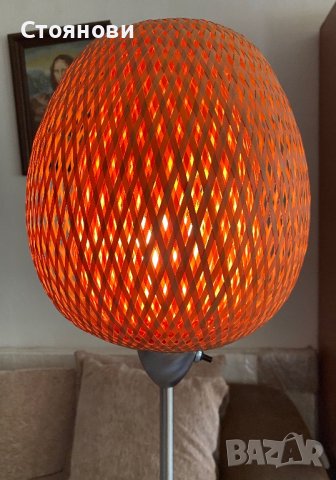 Модерна ратанова висока настолна Лампа , снимка 4 - Настолни лампи - 41907802